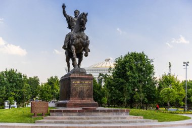 Efsanevi Tamerlane Amir Temur 'un At Sırtındaki Heykeli