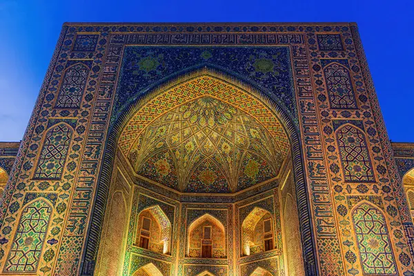 stock image Tilya-Kori Madrasah with lights on Registan square