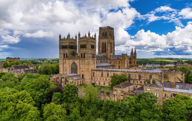 Durham Cathedral is a cathedral in the historic city center of Durham, England, UK. The Durham Castle and Cathedral is a UNESCO World Heritage Site since 1986.
