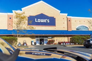 Lowes 'a Giriş Bir Ev Geliştirme Merkezi