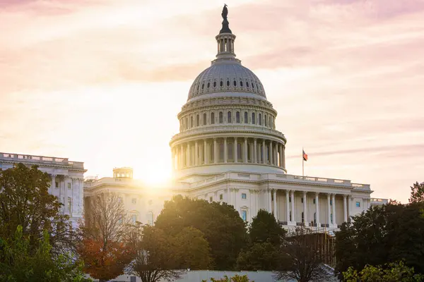 Öğleden sonra Birleşik Devletler Kongre Binası 'nda.