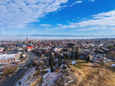 Helena şehir panoraması, St. Helena Dağ Katedrali ile MT