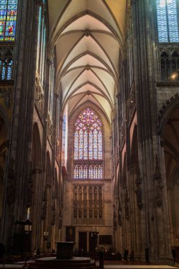 Köln Katedrali 'nin iç görünüşü