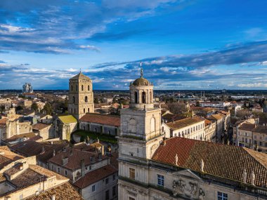 Arles Şehri 'nin Hava Görüntüsü
