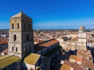 St Trophime Kilisesi Manastırı, Saint Trophime Katedrali