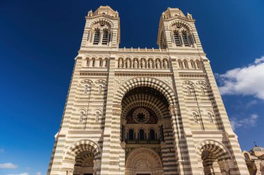 Marsilya Katedrali, Fransa 'nın Marsilya şehrinde bulunan bir katolik kilisesidir..