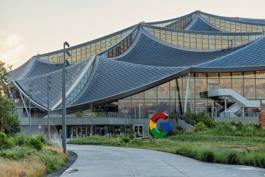 Mountain View, California 'daki Google Bay View kampüsündeki yeni bina..