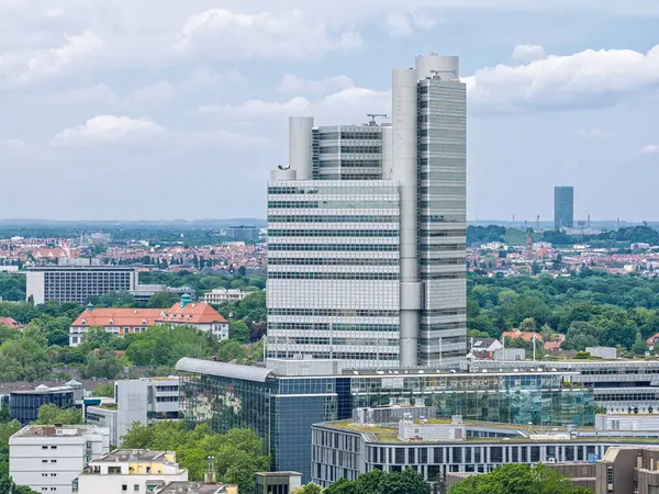 Bogenhausen 'deki HVB-Tower yükselişi
