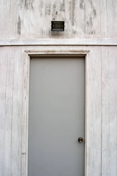 Вид Спереди Закрытую Заднюю Дверь Старого Промышленного Здания Фабрики — стоковое фото