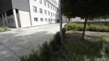 Beyaz Şehir 'de, Tel Aviv, İsrail' de kendine özgü Bauhaus mimarisi ile tanınan eşsiz bir şehir manzarasında sanal bir gezinti yapın. Bu rehberli turda şehrin sembolik binaları sergileniyor.