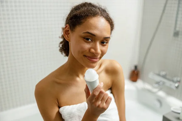 Afro American Woman Towel Use Underarm Deodorant Stick Daily Hygiene — Stock Photo, Image