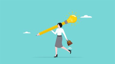 Ticari başarı, deneyim veya iş becerisi yaratmak için bilgi, yaratıcılık veya yenilik, iş kadını büyük parlayan ampulü grafit kalem çizimi ile birleştirerek taşıyor