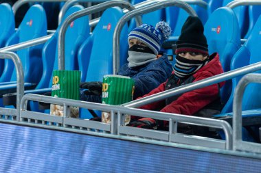 Toronto, ON, Kanada - Toronto FC (Kanada) ve Inter Miami FC (ABD) arasında Toronto, Kanada 'daki BMO Field' da oynanan maç sırasında Toronto FC taraftarları 18. MLS Düzenli Sezonu.