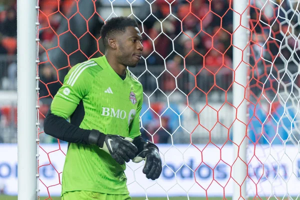 Toronto, ON, Kanada - Maç 18, 2023: Toronto FC (Kanada) ve Inter Miami FC (ABD) arasında Toronto, Kanada 'da oynanan maçta Sean Johnson # 1 numaralı kaleci. MLS Düzenli Sezonu.