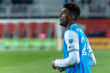 Toronto, ON, Kanada - 1 Nisan: Adilson Malanda # 29 Charlotte FC 'nin Toronto FC (Kanada) ile Charlotte FC (ABD) arasında oynanan 2023 MLS Normal Sezonu karşılaşmasında defans oyuncusu (Score 2: 2)