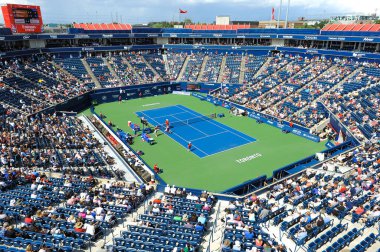 Toronto, ON, Kanada - 8 Ağustos 2019: Rogers Kupası tenis turnuvası sırasında eski Aviva Centre ve Rexall Centre 'daki Sobeys Stadyumu' nda görüldü. 12.500 kapasiteli stadyum, tenis kompleksindeki en büyük stadyumdur. Sobeys Stadyumu ana mekan.