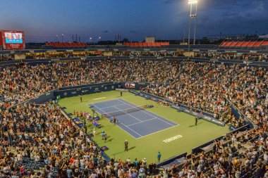 Toronto, ON, Kanada - 8 Ağustos 2019: Rogers Kupası tenis turnuvası sırasında eski Aviva Centre ve Rexall Centre 'daki Sobeys Stadyumu' nda görüldü. 12.500 kapasiteli stadyum, tenis kompleksindeki en büyük stadyumdur. Sobeys Stadyumu ana mekan.
