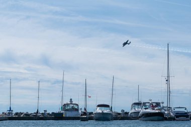 Toronto, ON, Kanada 2 Eylül 2017: Kanada Kraliçesi Beech 3nm Expeditor Toronto 'da düzenlenen 2021 Kanada Uluslararası Hava Gösterisi sırasında konser vermiştir...