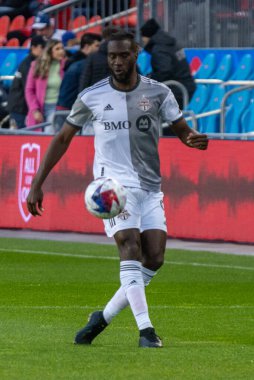 Toronto, ON, Kanada - 29 Nisan 2023: C.J. Toronto FC 'de Toronto FC (Kanada) ile New York City FC (ABD) arasında oynanan 2023 MLS Normal Sezonu karşılaşmasında Toronto FC' nin 9 numaralı forveti (Score 1: 0, Toronto FC) birinci oldu.)