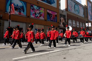 Toronto, ON, Kanada 20 Mart 2022: Toronto 'nun merkezindeki Aziz Patrick Günü Geçit Töreni 17 Mart' ta Uluslararası Kutlanan Dinsel Tatil Günüdür.