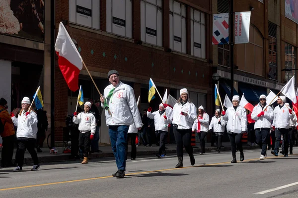 Toronto Kanada Marca 2022 Społeczność Meksykańska Weź Udział Paradzie Dnia — Zdjęcie stockowe