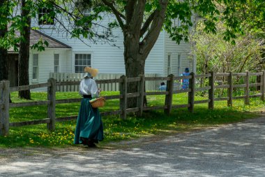 Toronto, ON, Kanada 15 Mayıs 2022: Toronto, Ontario, Kanada 'daki Black Creek Pioneer Village açık-miras müzesindeki 40' ın üzerindeki 19. yüzyıl binalarına bakın. 
