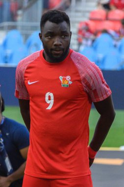 Toronto, ON, Kanada - 27 Haziran 2023: Thierry Ambrose # 9 Kanada milli takımı ile Guadeloupe arasında oynanan 2023 Concacaf Gold Cup maçı sırasında)