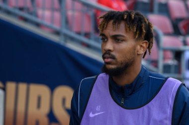 Toronto, ON, Kanada - 27 Haziran 2023: Cdric Avinel # 13, Kanada milli takımı ile Guadeloupe arasında oynanan 2023 Concacaf Gold Cup maçı sırasında).