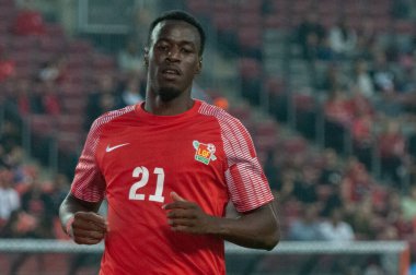 Toronto, ON, Kanada - 27 Haziran 2023: Luther Archimede # 21 Guadeloupe takımı Kanada milli takımı ile Guadeloupe (D grubu) arasındaki 2023 Concacaf Gold Cup maçı sırasında)