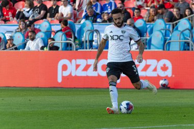Toronto, ON, Kanada -27 Mayıs 2023: Toronto, Kanada 'daki BMO Field' da Toronto FC (Kanada) ile D.C.United (ABD) arasındaki MLS Normal Sezonu maçında D.C. United 'ın 3.