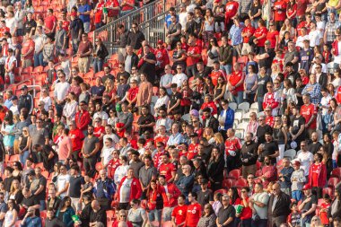 Toronto, ON, Kanada -27 Mayıs 2023: Toronto FC 'nin Toronto FC (Kanada) ile D.C.United (ABD) arasında oynanan MLS Normal Sezonu maçı sırasında Toronto FC' nin taraftarları ve Ultras of Toronto FC