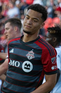 Toronto, ON, Kanada -27 Mayıs 2023: Brandon Servania # 23 Toronto FC orta saha oyuncusu Toronto FC (Kanada) ve D.C.United (ABD) arasında oynanan MLS Normal Sezonu maçında Toronto, Kanada 'daki BMO Field