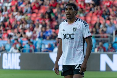 Toronto, ON, Kanada -27 Mayıs 2023: Donovan Pines # 23 of the D.C. United Toronto FC (Kanada) ile D.C.United (ABD) arasındaki MLS Normal Sezonu maçı sırasında Kanada 'nın başkenti Toronto' da bulunan BMO Field 'da oynandı.