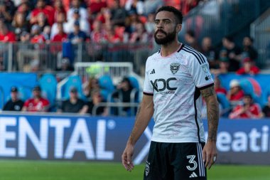 Toronto, ON, Kanada -27 Mayıs 2023: Washington United 'ın Derrick Williams # 3' ü Toronto FC (Kanada) ile D.C.United (ABD) arasındaki MLS Normal Sezonu maçına bakıyor.