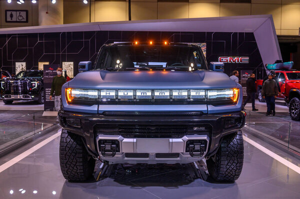 Торонто, Канада - 16 февраля 2024 года: Хаммер представлен в Metro Toronto Convention Centre