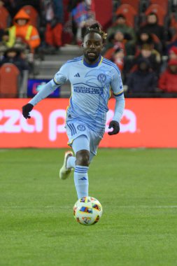 Toronto, ON, Kanada -23 Mart 2024: Tristan Muyumba # 8 Atlanta United defans oyuncusu Toronto FC (Kanada) ile Atlanta United (ABD) arasında oynanan MLS Normal Sezonu maçında topla hareket ediyor (Score 2: 0))