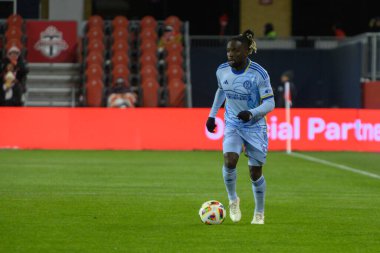 Toronto, ON, Kanada -23 Mart 2024: Tristan Muyumba # 8 Atlanta United defans oyuncusu Toronto FC (Kanada) ile Atlanta United (ABD) arasında oynanan MLS Normal Sezonu maçında topla hareket ediyor (Score 2: 0))
