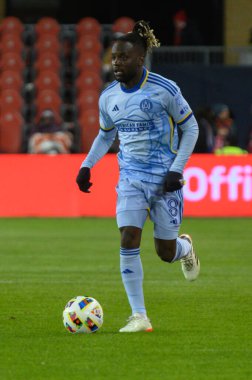 Toronto, ON, Kanada -23 Mart 2024: Tristan Muyumba # 8 Atlanta United defans oyuncusu Toronto FC (Kanada) ile Atlanta United (ABD) arasında oynanan MLS Normal Sezonu maçında topla hareket ediyor (Score 2: 0))
