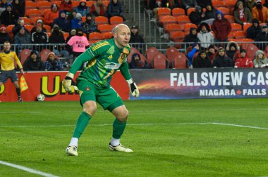 Toronto, ON, Kanada -23 Mart 2024: Brad Guzan # 1 Atlanta United kalecisi Toronto FC (Kanada) ile Atlanta United (ABD) arasındaki MLS Normal Sezonu maçında BMO Field 'da (Skoru 2: 0))