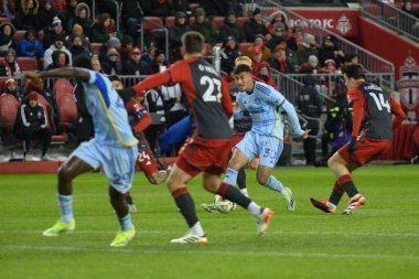 Toronto, ON, Kanada -23 Mart 2024: Elio Nicolas de Araujo Firmino # 30 forvet Atlanta United, Toronto FC (Kanada) ile Atlanta United (ABD) arasında oynanan MLS Normal Sezonu maçında topla birlikte hareket eder (Skoru 2: 0).)