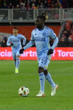 Toronto, ON, Kanada -23 Mart 2024: Tristan Muyumba # 8 Atlanta United defans oyuncusu Toronto FC (Kanada) ile Atlanta United (ABD) arasında oynanan MLS Normal Sezonu maçında topla hareket ediyor (Score 2: 0))