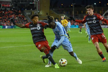 Toronto, ON, Kanada -23 Mart 2024: Tristan Muyumba # 8 Atlanta United defans oyuncusu Toronto FC (Kanada) ile Atlanta United (ABD) arasında oynanan MLS Normal Sezonu maçında topla hareket ediyor (Score 2: 0))