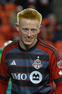 Toronto, ON, Kanada -23 Mart 2024: Matthew Longstaff # 8 Toronto FC portresinin orta saha oyuncusu Toronto FC (Kanada) ile Atlanta United (ABD) arasında oynanan MLS Normal Sezonu maçı sırasında)