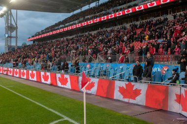 Toronto, ON, Kanada - 20 Nisan 2024: Toronto FC (Kanada) ve New England Revolution (ABD) arasında oynanan MLS Normal Sezonu maçı sırasında BMO Field 'da görüntülenir)