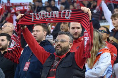 Toronto, ON, Kanada - 11 Mayıs 2024: Toronto FC ultras Toronto FC (Kanada) ile New York City FC (ABD) arasında BMO Field 'da oynanan maçta