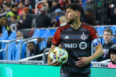 Toronto, ON, Kanada - 11 Mayıs 2024: Toronto FC 'nin 21 numaralı orta saha oyuncusu Toronto FC (Kanada) ve New York City FC (ABD) arasında BMO Field' da oynanan MLS maçı sırasında