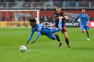 Toronto, ON, Kanada - 11 Mayıs 2024: Toronto FC 'nin 17 numaralı savunucusu Toronto FC' de oynanan MLS karşılaşmasında Toronto FC (Kanada) ile New York City FC (ABD) arasında oynanan maçta Malachi Jones 'u yere serdi.