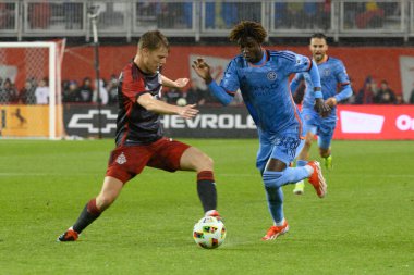 Toronto, ON, Kanada - 11 Mayıs 2024: Toronto FC 'nin 17 numaralı savunucusu Toronto FC' de oynanan MLS karşılaşmasında Toronto FC (Kanada) ile New York City FC (ABD) arasında oynanan maçta Malachi Jones 'u yere serdi.