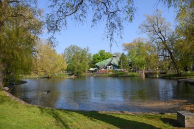 Toronto, ON, Kanada - 20 Mart 2022 Toronto 'daki Toronto' daki Göl