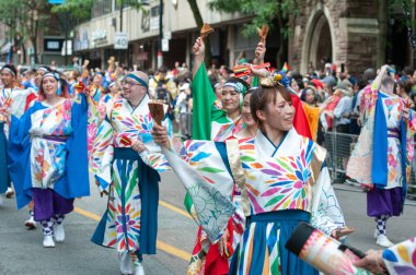Toronto, ON, Kanada 30 Haziran 2024: Toronto 'daki 2024 Geleneksel Onur Yürüyüşü' ne Halk katıldı..